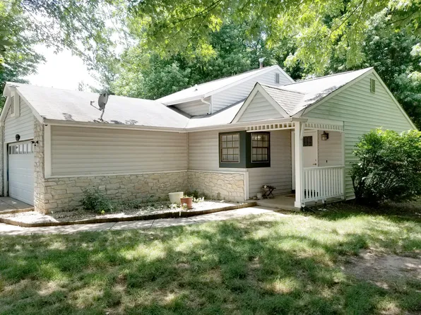 2222 Friendship Dr, Indianapolis, IN 46217