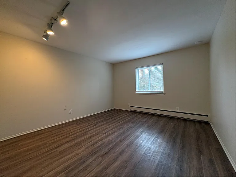 810 Plate St #203 — Photo 10