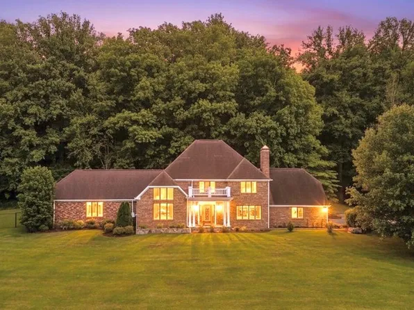 137 Indian Cave Rd, Monticello, KY 42633