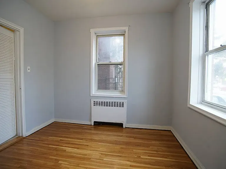 2566 Ocean Ave #C8 — Photo 9