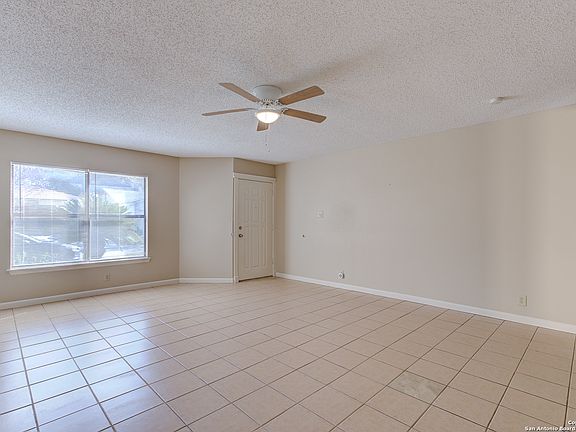 3rd image of 12935 maple park