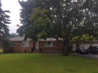 20766 W Rollins Rd, Lake Villa, IL 60046