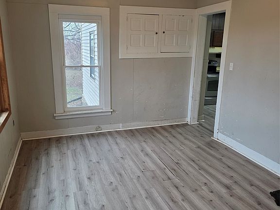 5th image of 12286 E Main Rd