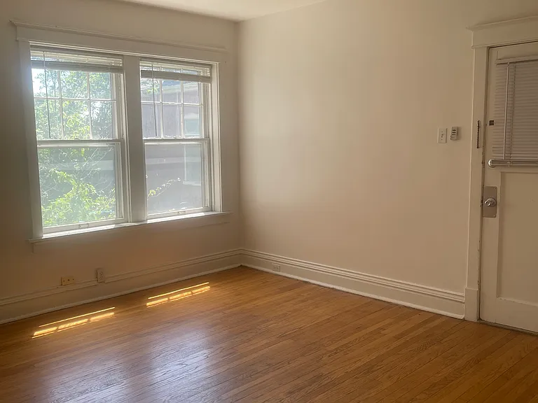 3437 Shenandoah Ave #3EAST — Photo 4
