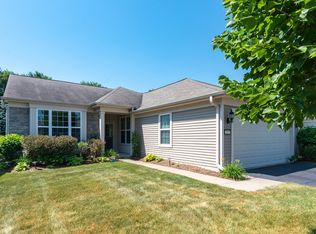 2833 Cascade Falls Cir, Elgin, IL 60124