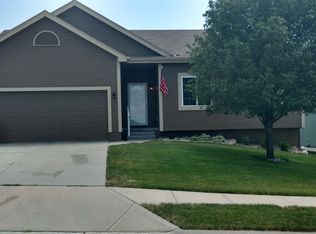 15057 Fowler Ave, Omaha, NE 68116