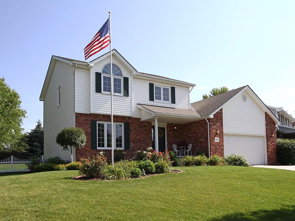 1st image of 4400 Serra Pl