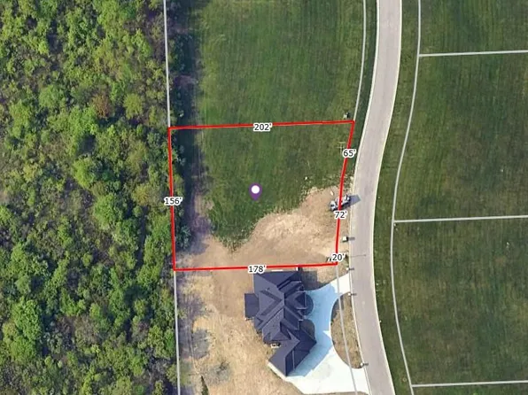 16725 Kings Fairway Ln, Grand Blanc, MI 48439