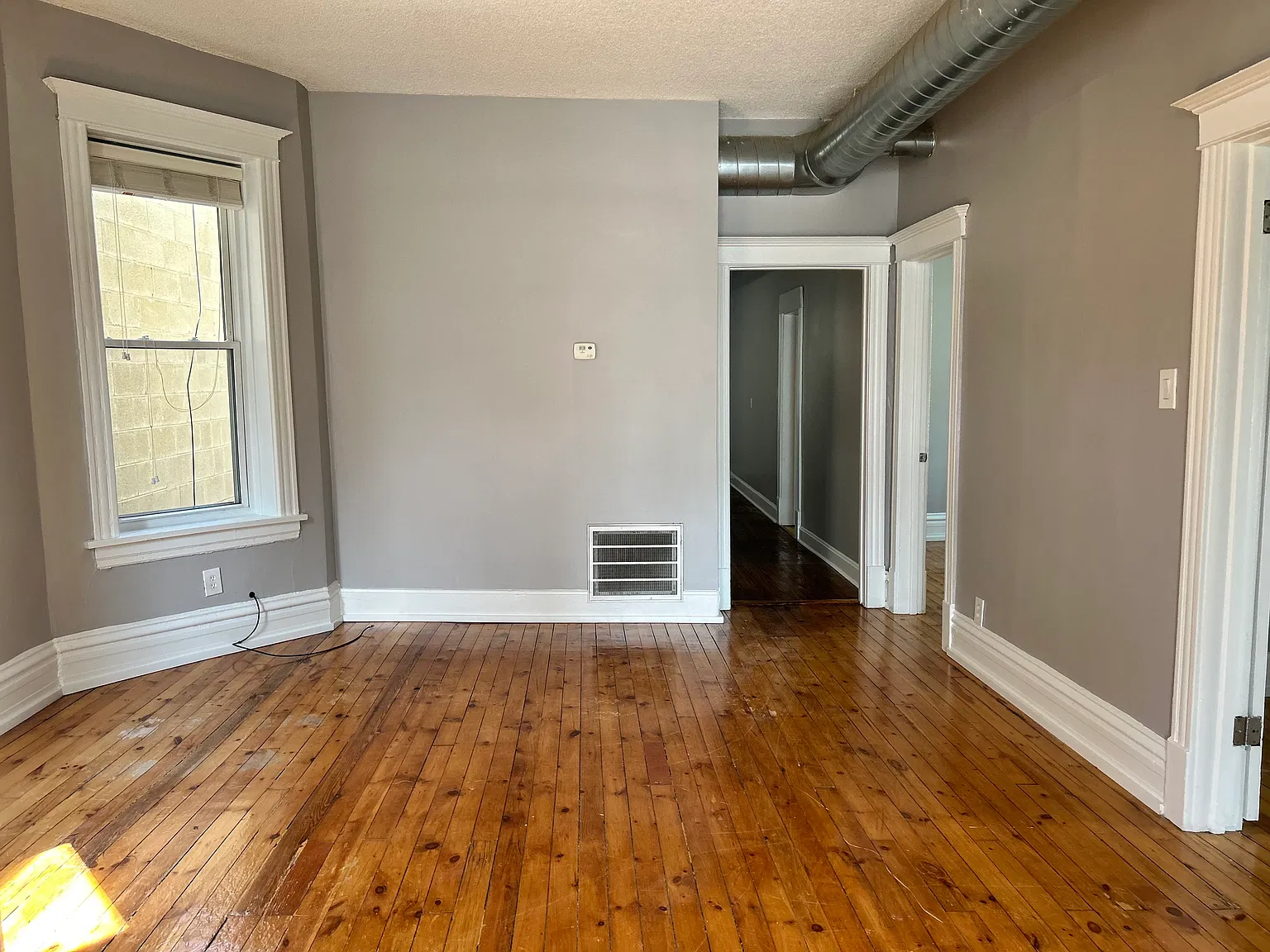 3 bed, $2,300 — Photo 3