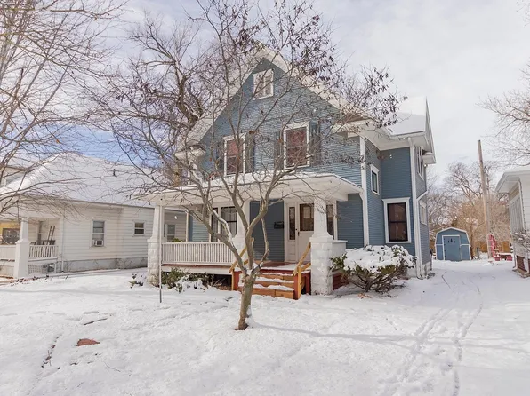 119 S Pine St, Newton, KS 67114