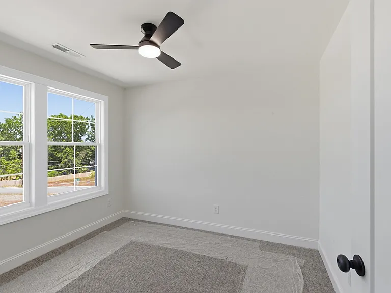 408 Legions Ct — Photo 20