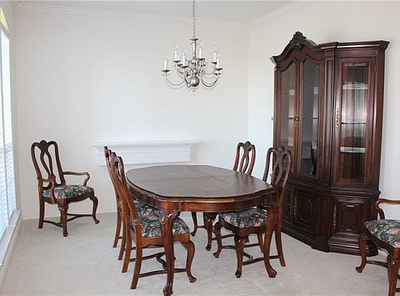 5th image of 1749 Carrera Dr