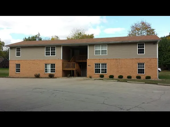 124 Kenneth Dr #D, Troy, IL 62294