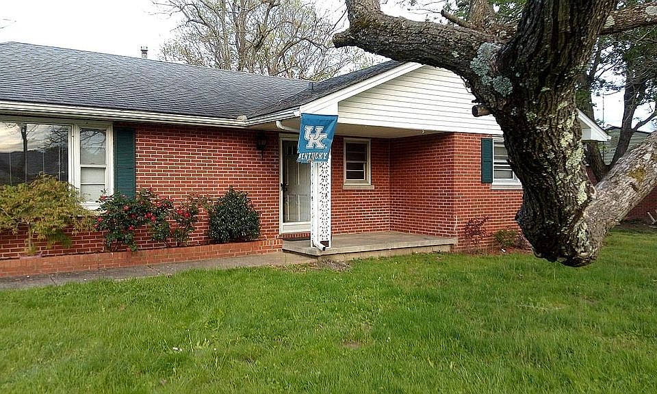 2nd image of 114 Leslie Dr