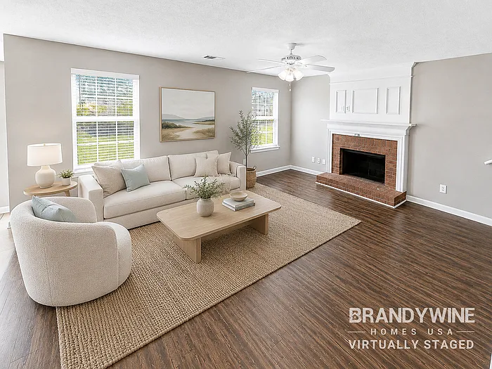 4 bed, 2.5 bath, 2066 sqft, $2,404 — Photo 3