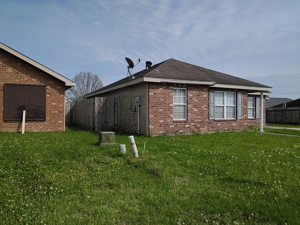 135 Jolie Oaks Blvd, Thibodaux, LA 70301 Zillow
