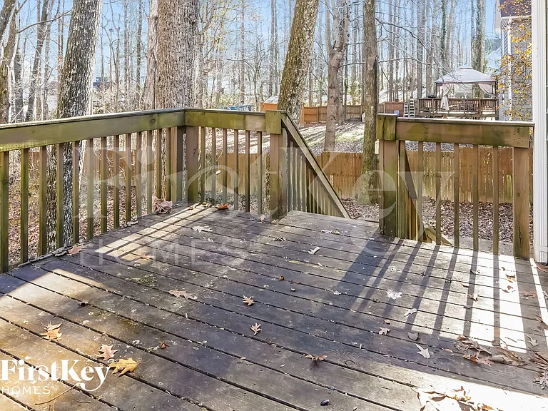 104 Dogwood Ct — Photo 14