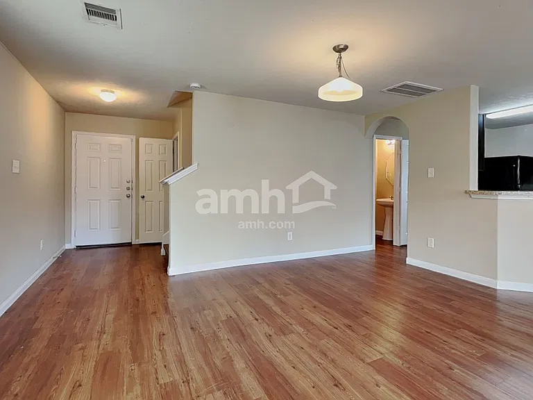 847 Darbydale Crossing Ln — Photo 5