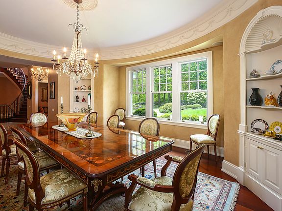 284 W Patent Road