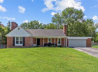 111 Coral Ter, Ballwin, MO