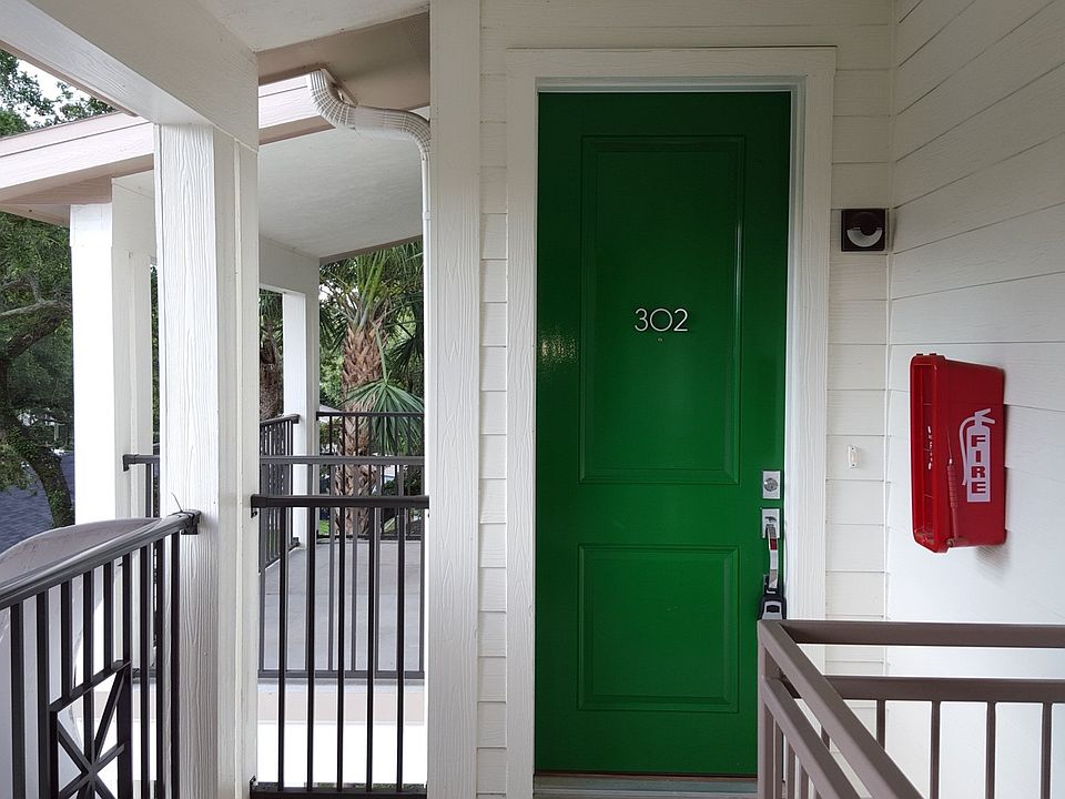 1st image of 4905 S Elberon St #1