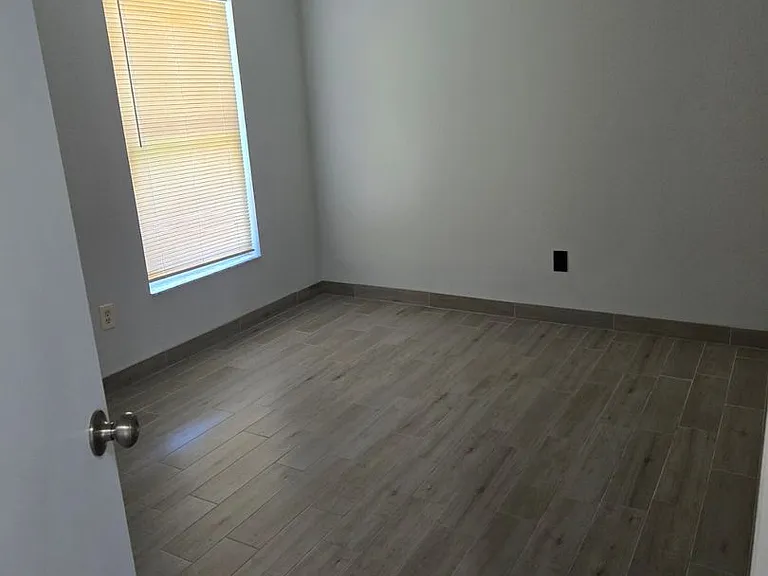 9560 Brackin St — Photo 26