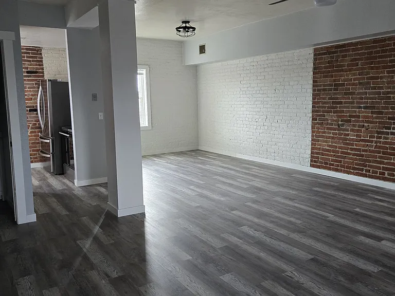 109 N Kimball Ave #B — Photo 6