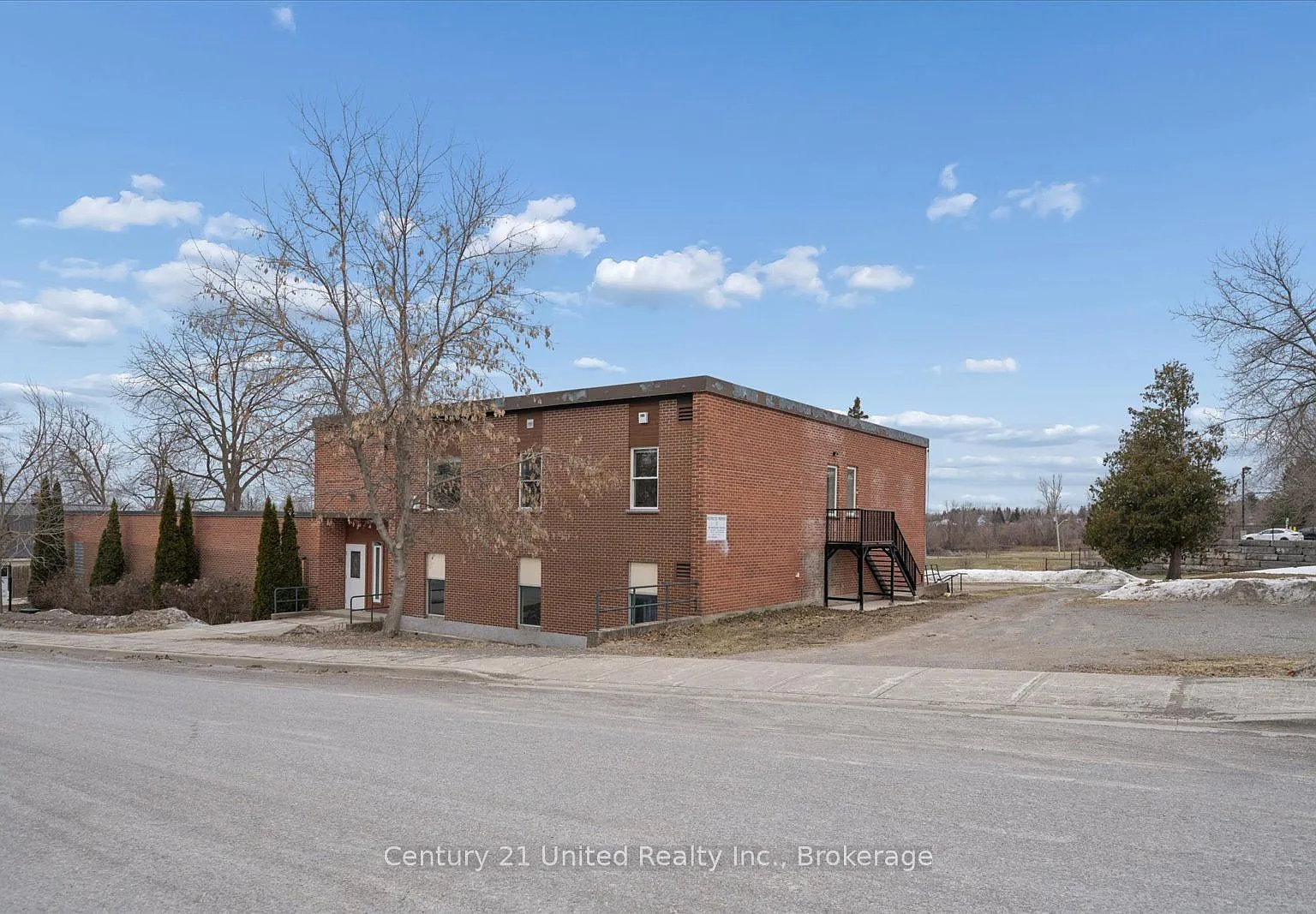 2 bed, $2,800 — Photo 1