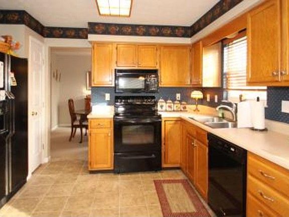 2nd image of 7040 Lakota Ridge Dr