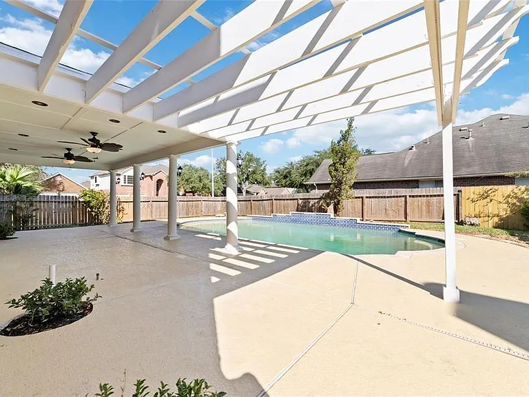 457 Corridor Way — Photo 8