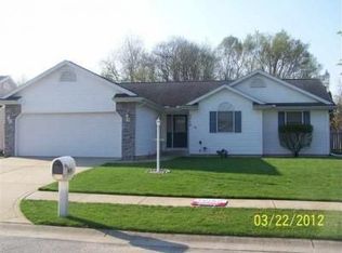 3715 Woodfield Ln, Elkhart, IN 46514