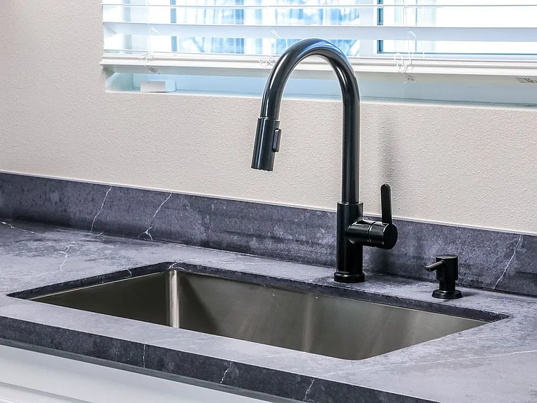 4424 Mississippi St #10 — Photo 10