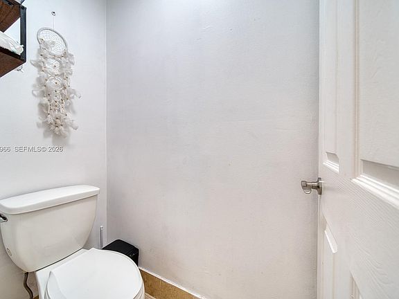 4th image of 6554 Geneva St
