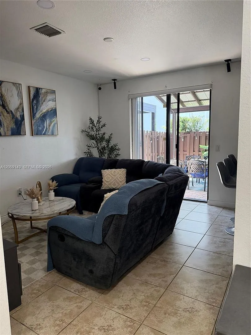 11302 NW 88th Terrace 11302, Doral, FL 33178 - 2774 — Photo 4