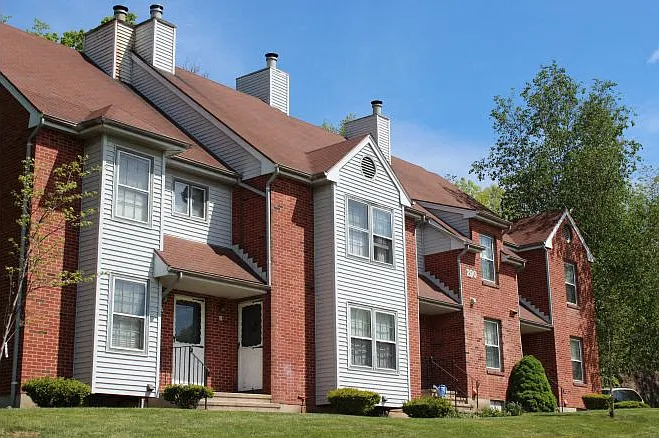 Summitwood Village — Photo 6