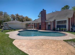 13915 Round Oak Ct, Houston, TX 77059