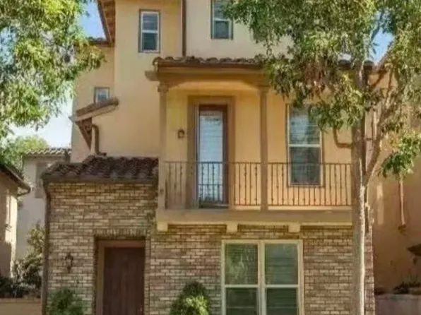 12 Tall Oak, Irvine, CA 92603