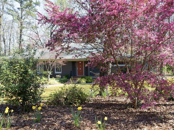817 Old Mill Rd, Chapel Hill, NC 27514