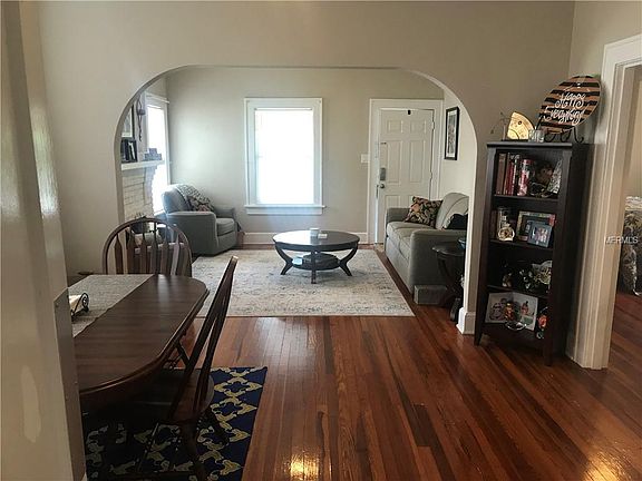 3rd image of 6311 S Selbourne Ave