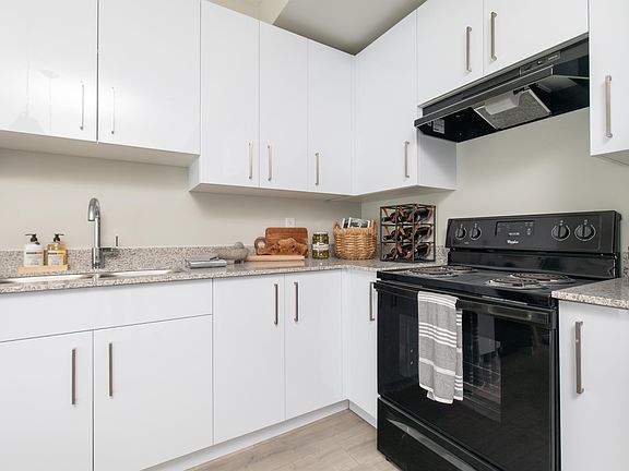 5th image of 4114 Crosland Pl