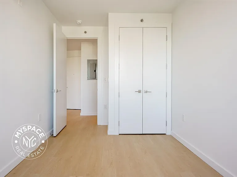 1499 Bedford Ave #9P — Photo 5