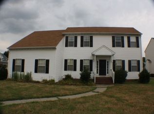 1 Lair Cir, Hampton, VA 23669