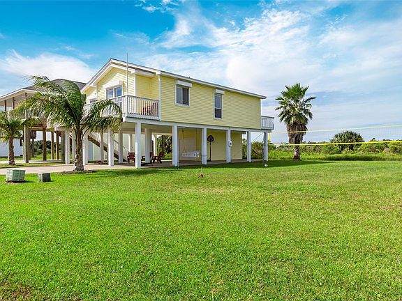 3rd image of 22322 Vista Del Mar