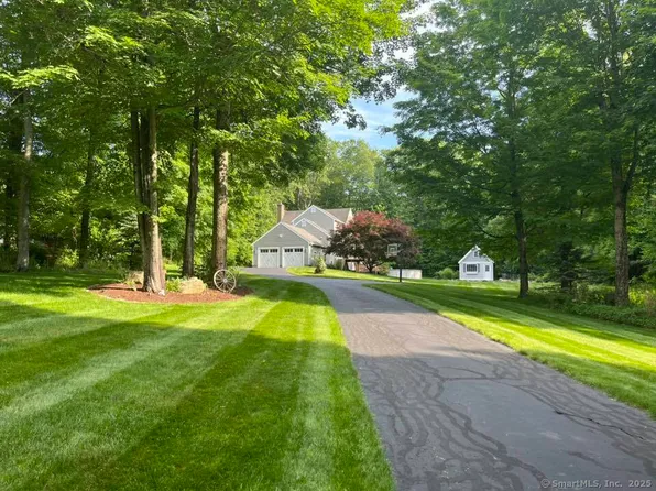 65 Breezy Corners Road, Portland, CT 06480