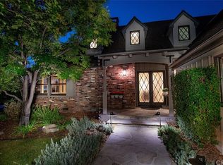 1049 Delaware Rd, Burbank, CA 91504