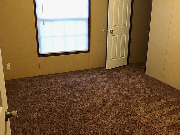 4th image of 2293 Dillion Dr