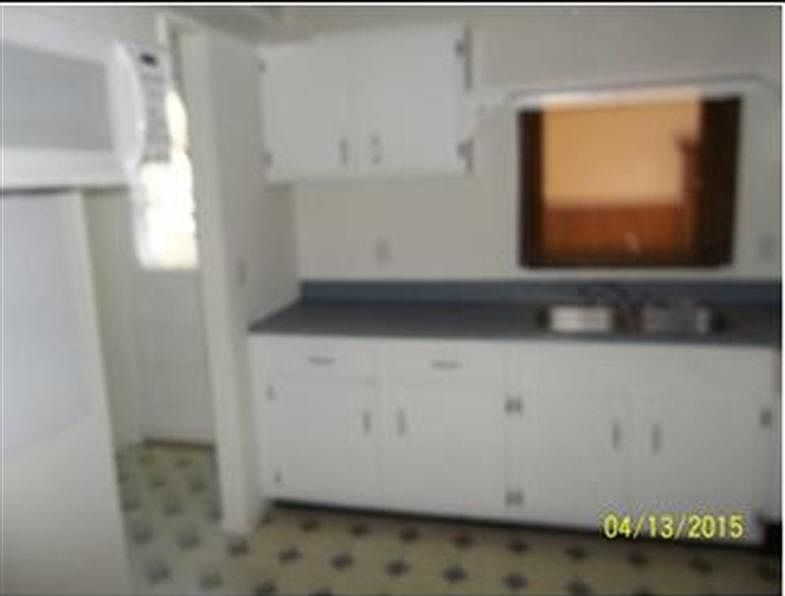 2nd image of 1088 Chestnut Grove Rd