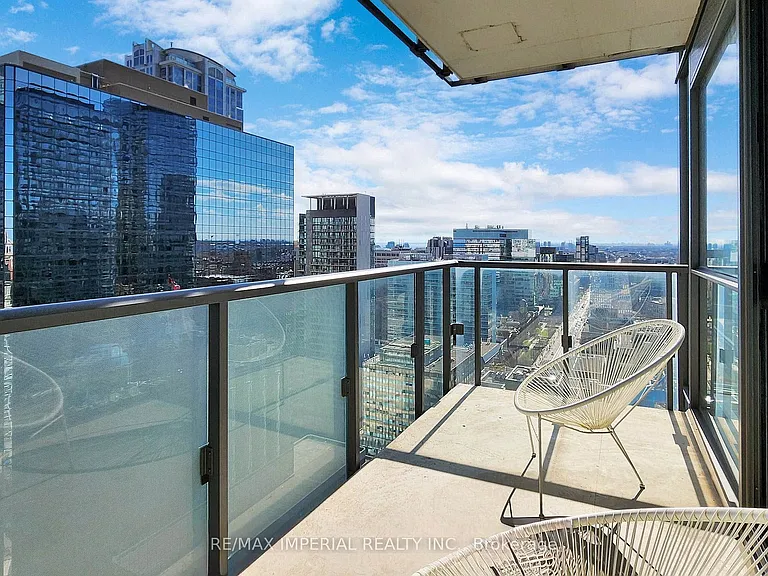 15 Grenville St #2803 — Photo 23