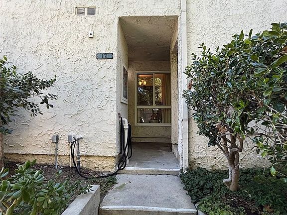 3rd image of 18411 Hatteras St
