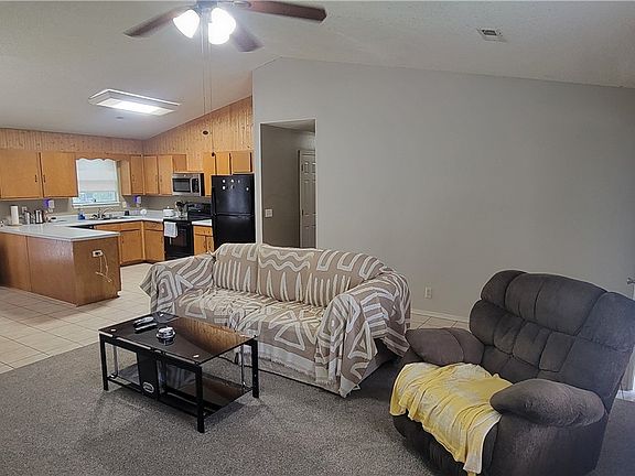 4th image of 5 White Parish Ln